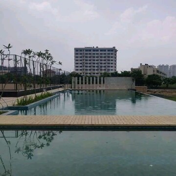 Swimming Pool in 3 BHK Apartment at Emaar Emerald Floors, Sector 65 – for Rent