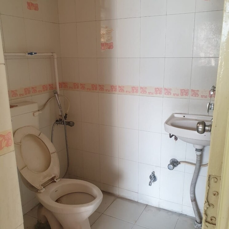 Bathroom, runwal-swaranjali 1 Bedroom 611 Sq.Ft. Apartment In Baner Pune 2399822