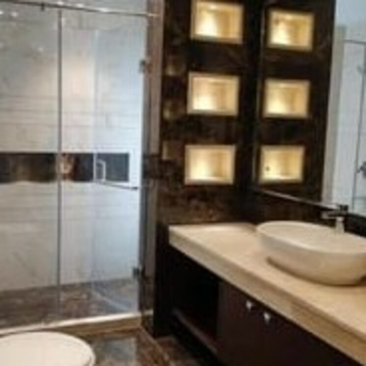 Bathroom, gyan khand ii 3 Bedroom 1300 Sq.Ft. Builder Floor In Gyan Khand ii Ghaziabad 2529325