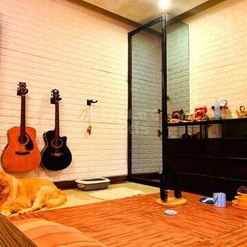 Furnished Amenities in 3 BHK Apartment at Ajmera Beverly Hills and Royal Empire, Andheri West – for Sale