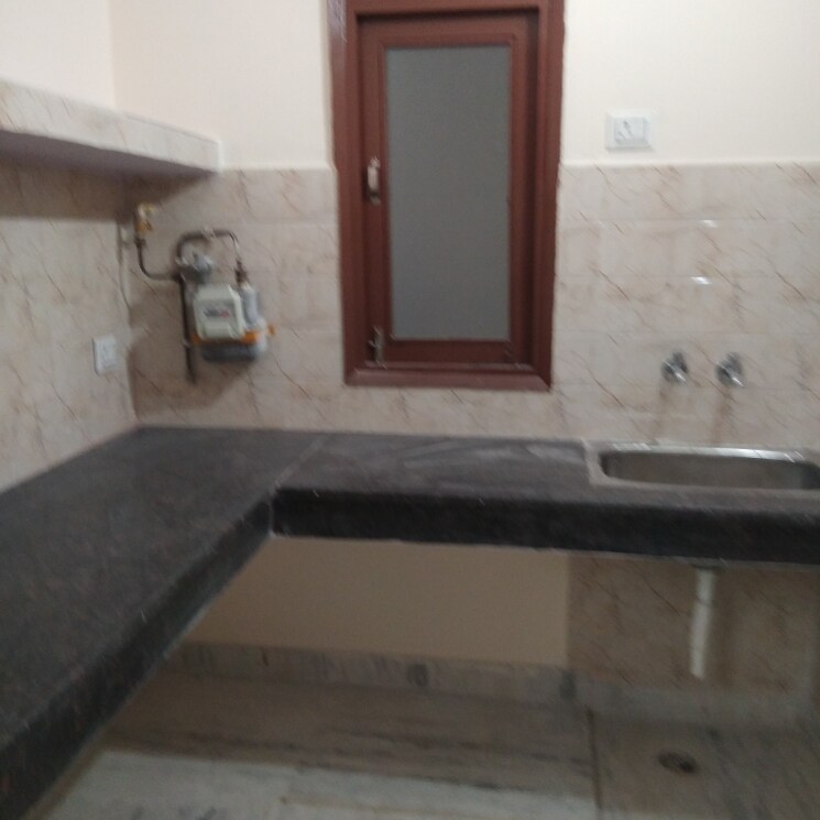 Kitchen, mayur vihar phase 1 2.5 Bedroom 670 Sq.Ft. Builder Floor In Mayur Vihar Phase 1 Delhi 2620052
