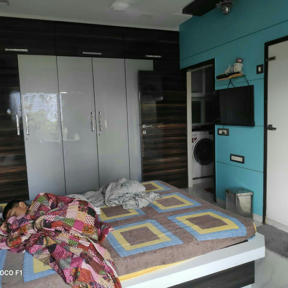 1 Bhk 500 Sq Ft Flat In Kamal Bldg On Rent At 90 000