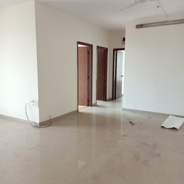 Living Room in 2.5 BHK Apartment at Andheri West – for Rent