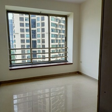 Attached Bathroom in 2.5 BHK Apartment at Andheri West – for Rent