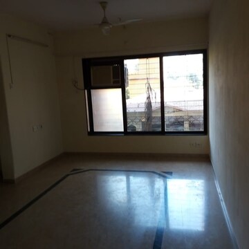 Bedroom in 2 BHK Apartment at Samartha Deep, Andheri West – for Rent