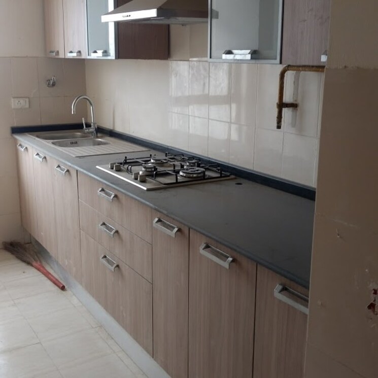 Kitchen, unitech-uniworld-gardens 2 Bedroom 973 Sq.Ft. Apartment In Sector 47 Gurgaon 2634803