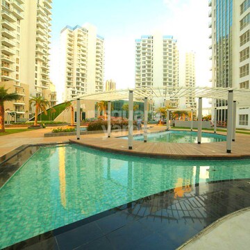 Swimming Pool in 3 BHK Apartment at M3M Merlin, Sector 67 – for Rent