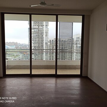 Bedroom in 4 BHK Apartment at M3M Golf Estate, Sector 65 – for Rent