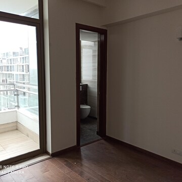 Attached Bathroom in 4 BHK Apartment at M3M Golf Estate, Sector 65 – for Rent