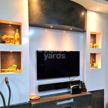 Room in 3 BHK Apartment at GPL Eden Heights, Sector 70 – for Rent