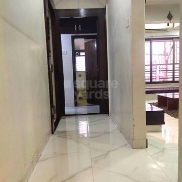 Living Room in 2 BHK Apartment at Magnum Tower CHS, Andheri West – for Rent