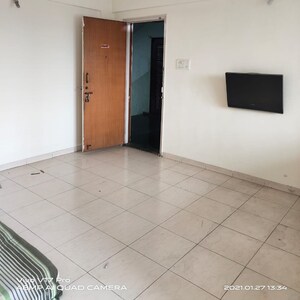 Room in 2 BHK Apartment at Mayfair Eleganza Phase II, Kondhwa – for Rent