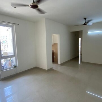 Room in 3 BHK Apartment at Emaar Emerald Estate, Sector 65 – for Rent