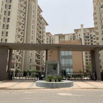 3 BHK Apartment – Exterior View View at Emaar Emerald Estate, Sector 65 - for Rent