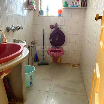 Bathroom in 3 BHK Apartment at Andheri West – for Rent