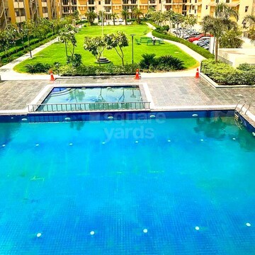 Swimming Pool in 4 BHK Apartment at Emaar Emerald Floors Premier, Sector 65 – for Rent