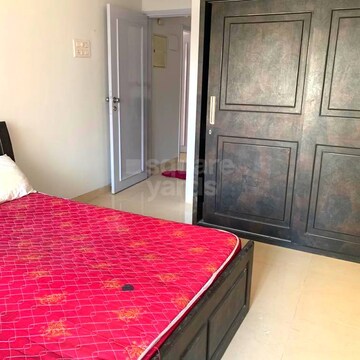 Bedroom in 2 BHK Apartment at Renaissance Tower, Andheri West – for Rent