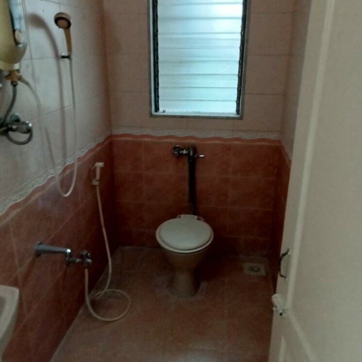 Bathroom, srishti-complex-powai 1 Bedroom 620 Sq.Ft. Apartment In Powai Mumbai 2718787