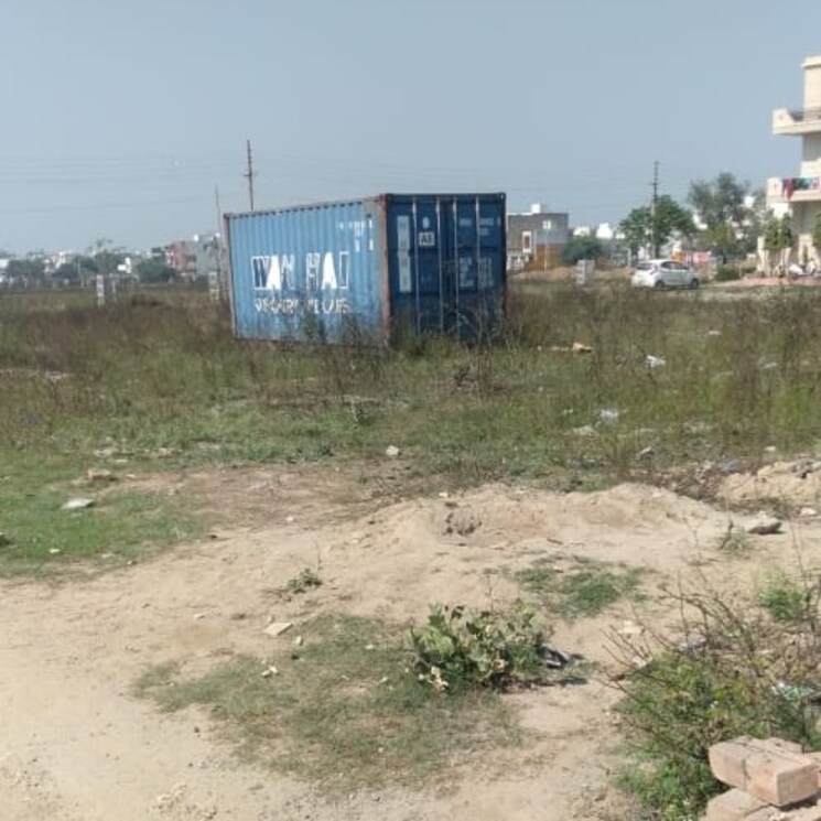 Exterior View, dlf colony  100 Sq.Yd. Plot In Dlf Colony Rohtak 2733368