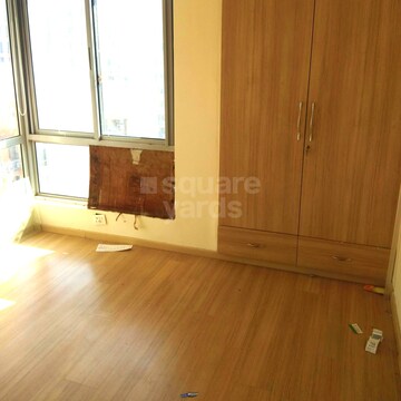 Bedroom in 2 BHK Apartment at Pioneer Park Phase 1, Sector 61 – for Rent