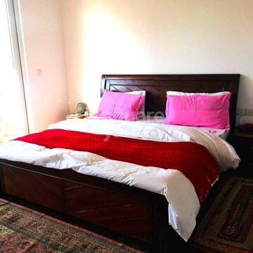 Bedroom in 3 BHK Apartment at Emaar The Palm Drive-The Premier Terraces, Sector 66 – for Rent