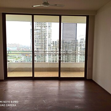 Room in 3 BHK Apartment at M3M Golf Estate, Sector 65 – for Rent