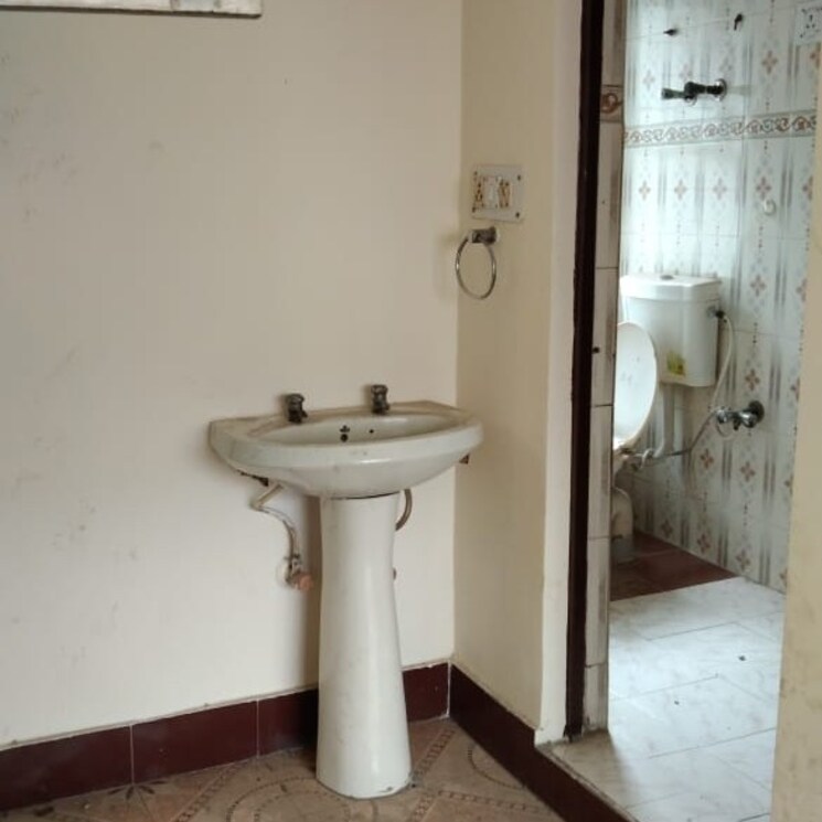 Bathroom, mayur vihar 1 2 Bedroom 500 Sq.Ft. Builder Floor In Mayur Vihar 1 Delhi 2738323