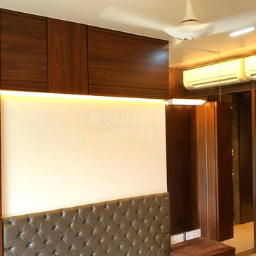 Bedroom in 3 BHK Apartment at Andheri West – for Sale