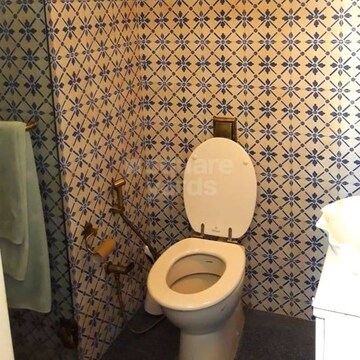 Bathroom in 3 BHK Apartment at Lokhandwala Complex Andheri – for Rent