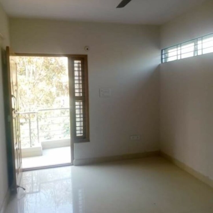 Room, west-kamal-vihar-rwa 4 Bedroom 120 Sq.Yd. Builder Floor In Burari Delhi 2761822