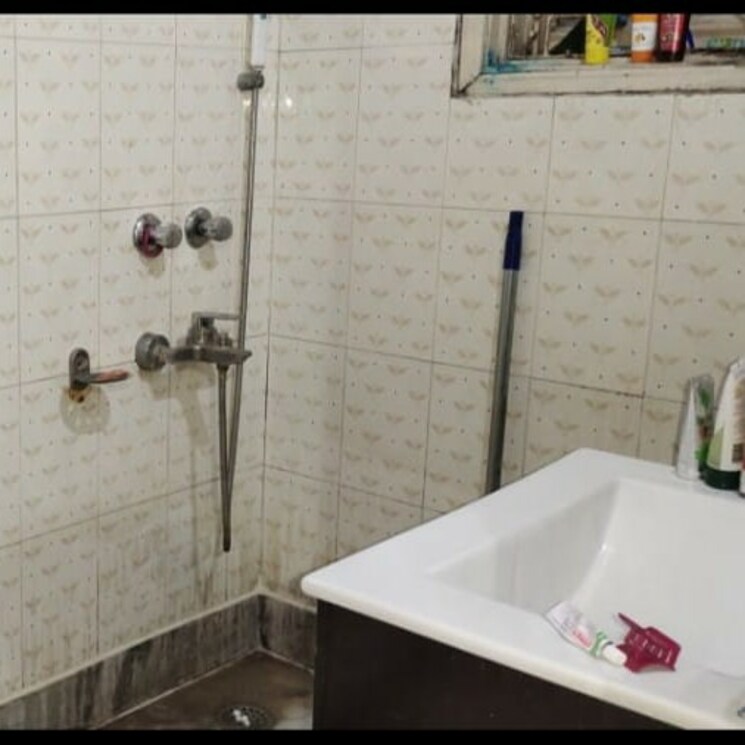 Bathroom, jaitpur 3 Bedroom 850 Sq.Ft. Builder Floor In Jaitpur Delhi 2770502