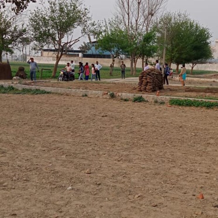 Other, rohini  62 Sq.Mt. Plot In Rohini Delhi 2778065