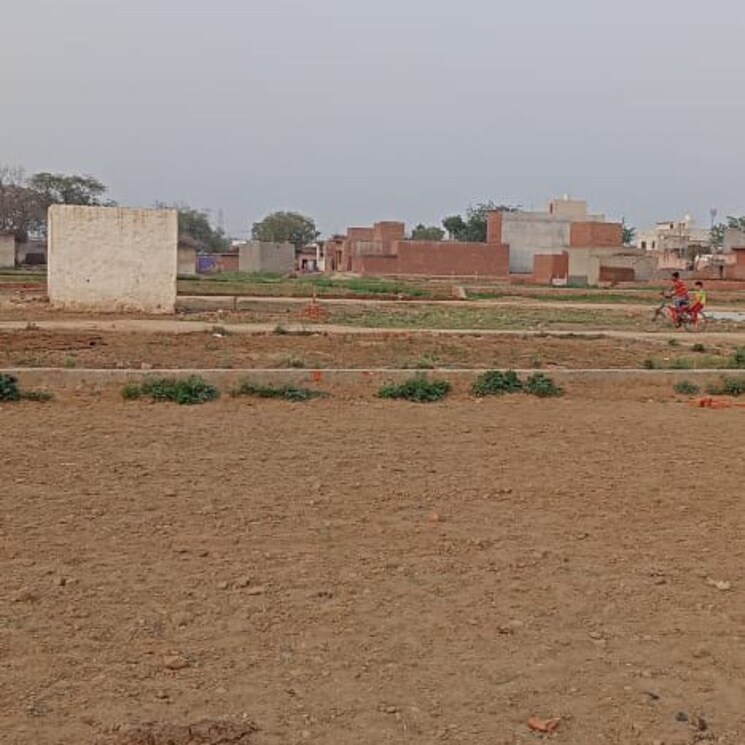 Other, rohini  62 Sq.Mt. Plot In Rohini Delhi 2778065