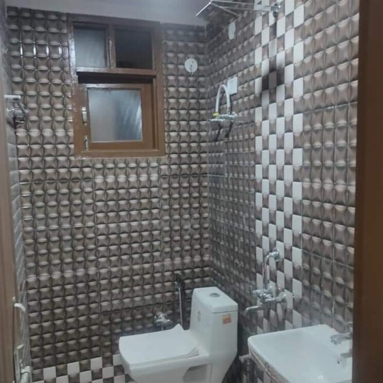 Bathroom, sector 43 3 Bedroom 1680 Sq.Ft. Builder Floor In Sector 43 Faridabad 2780547