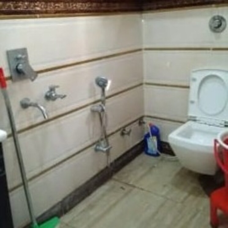 Bathroom, sant nagar 2.5 Bedroom 760 Sq.Ft. Builder Floor In Sant Nagar Delhi 2782813