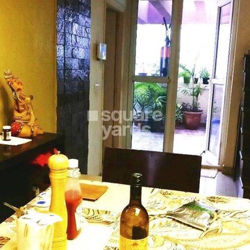 Living Room in 3 BHK Apartment at Orchid Petals, Sector 49 – for Rent