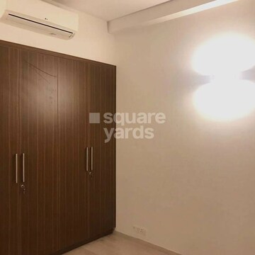 Room in 3 BHK Apartment at Ansal API Versalia, Sector 67a – for Rent