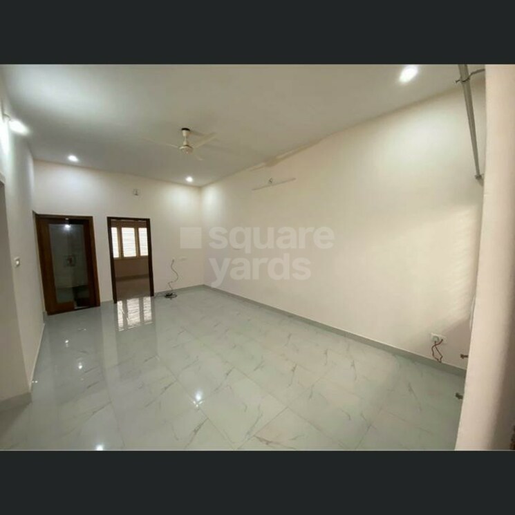 Room, beta i greater noida 1.5 Bedroom 120 Sq.Mt. Independent House In Beta I Greater Noida Greater Noida 2826275