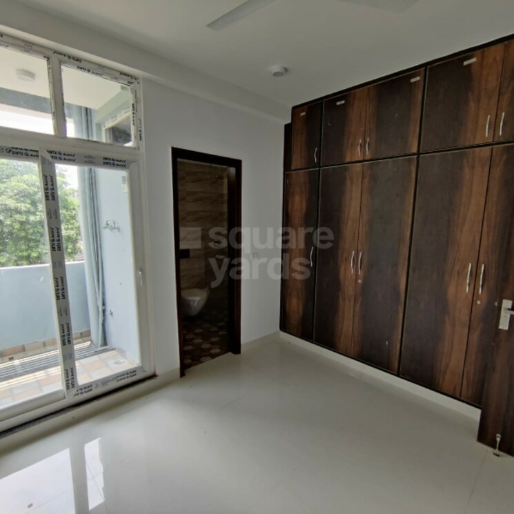 Room, sector 57 3 Bedroom 240 Sq.Ft. Builder Floor In Sector 57 Gurgaon 2827356