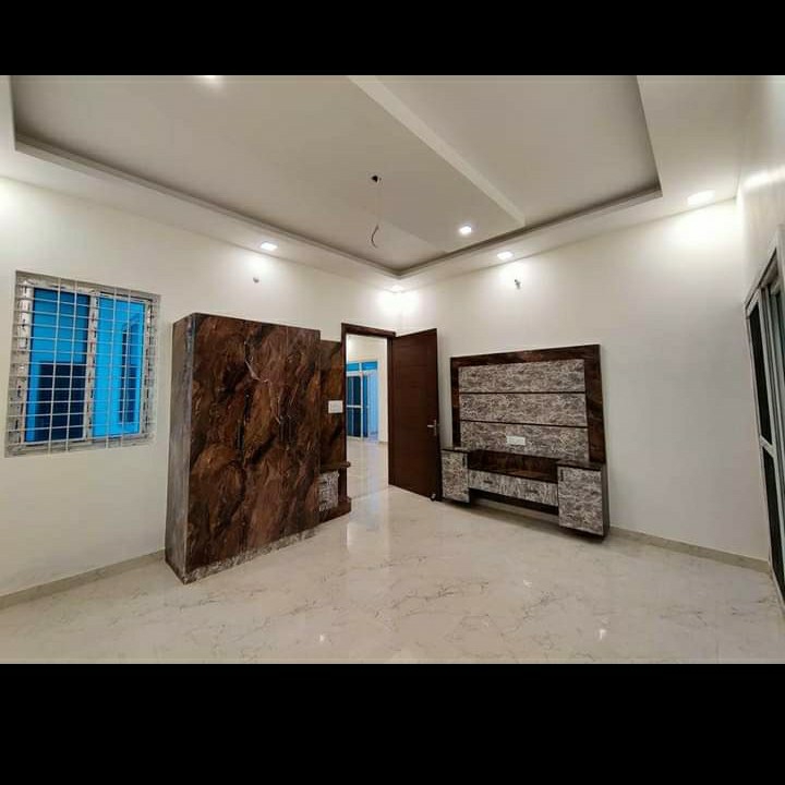 Resale 6 Bedroom 2152 Sq.Ft. Villa in Gomti Nagar Lucknow 3999037