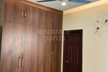 Room in 3 BHK Apartment at Emaar Emerald Floors, Sector 65 – for Rent