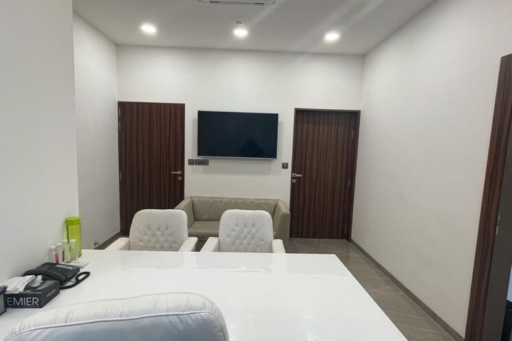 Common Area, andheri west Commercial Office Space 3000 Sq.Ft. In Andheri West Mumbai 2850741