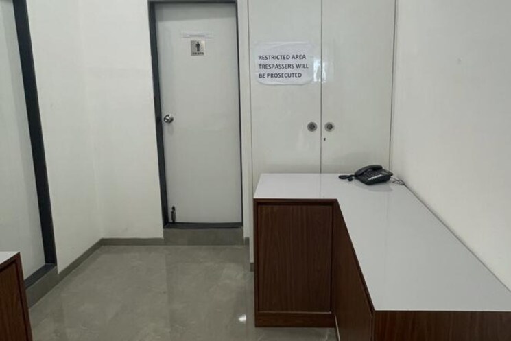 Common Area, andheri west Commercial Office Space 3000 Sq.Ft. In Andheri West Mumbai 2850741