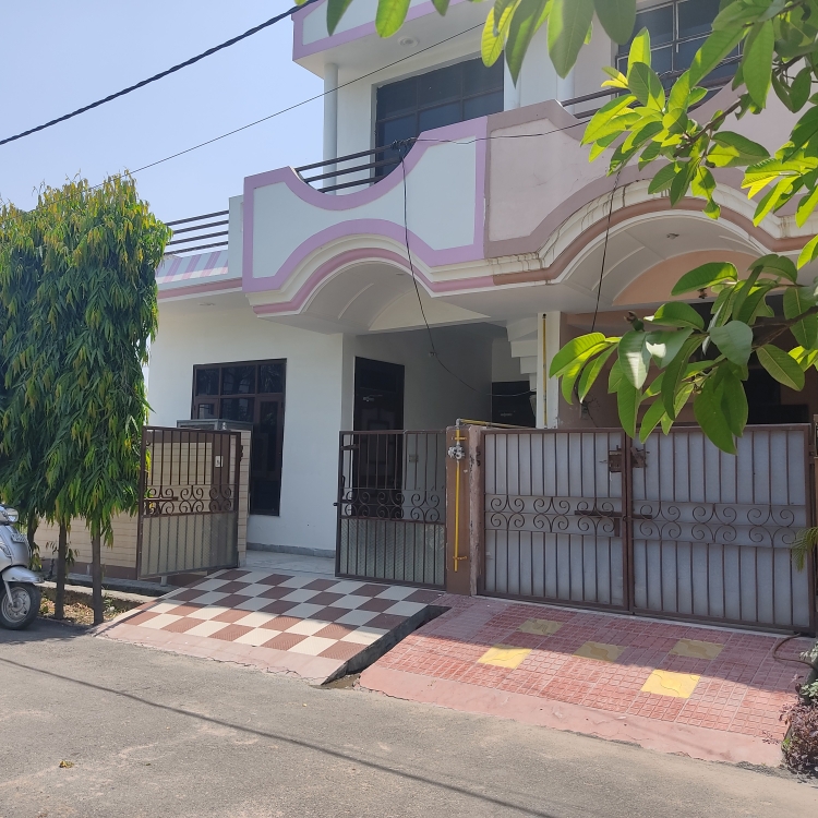 Resale 3 Bedroom 150 Sq.Yd. Independent House in Kanker Khera Meerut
