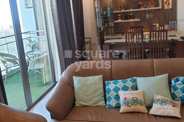 Living Room in 2 BHK Apartment at Paras Irene, Sector 70a – for Sale