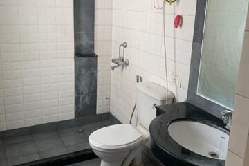Bathroom in 3 BHK Apartment at Bestech Park View City 2, Sector 49 – for Rent