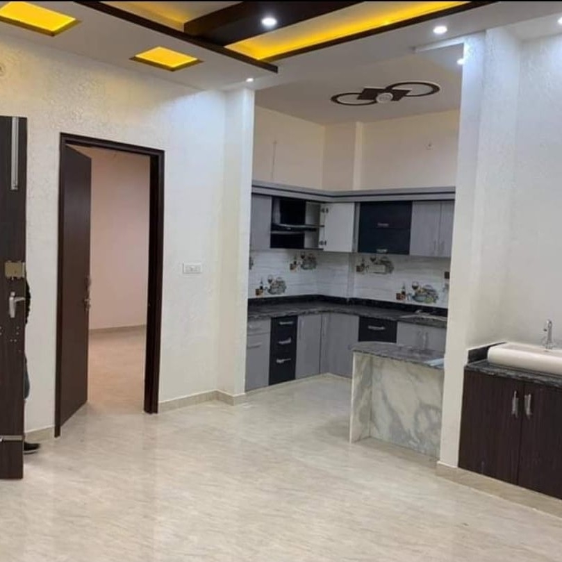 Resale 4 Bedroom 150 Sq.Yd. Independent House in Modipuram Meerut