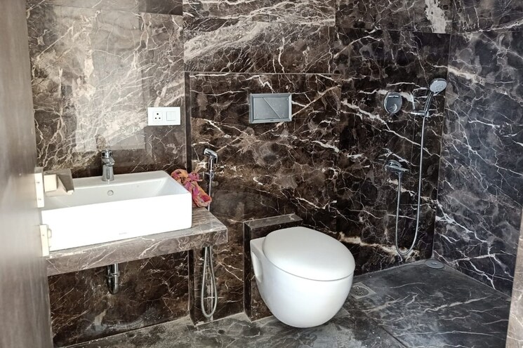 Bathroom, bharat-skyvistas 4 Bedroom 2600 Sq.Ft. Apartment In Andheri West Mumbai 2940668