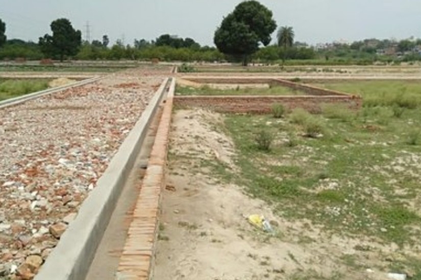 145 sq.yd. plot in barwala hisar