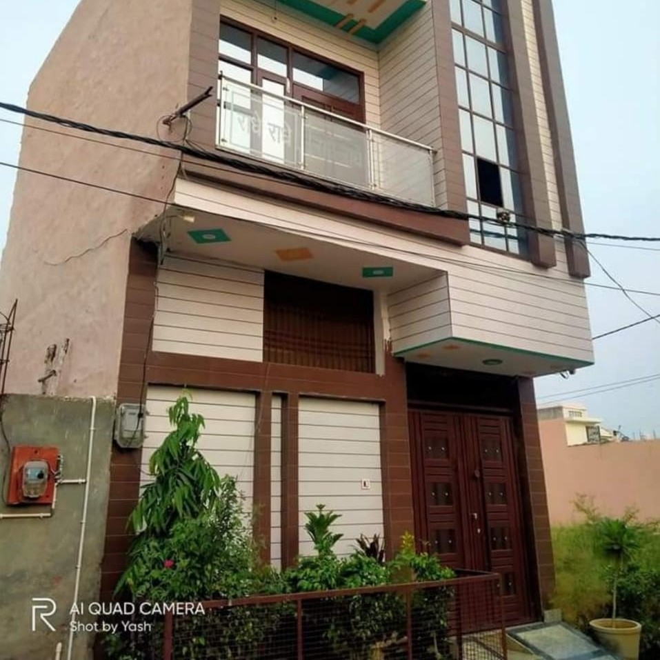 Resale 5 Bedroom 1250 Sq.Ft. Independent House in Modipuram Bypass